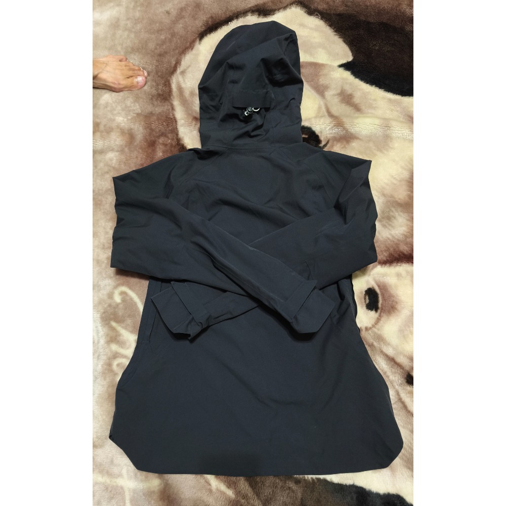 QUECHUA 女款登山 防水外套 黑色 S-細節圖4