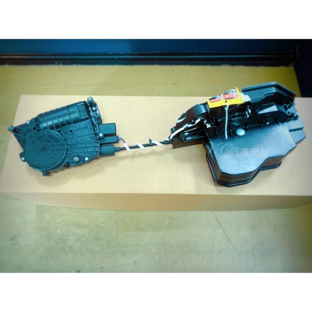 BMW 吸門 六角鎖 中控馬達 51217185689 F01 F02 F04 F10 F11 F18-細節圖3