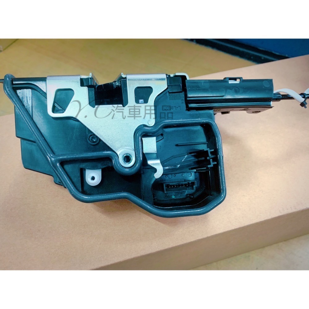 BMW 吸門 六角鎖 中控馬達 51217185689 F01 F02 F04 F10 F11 F18-細節圖4