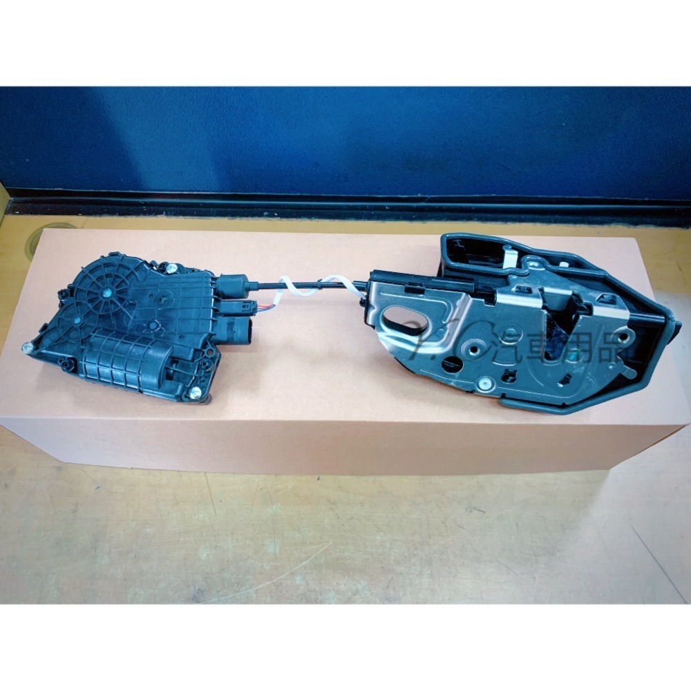 BMW 吸門 六角鎖 中控馬達 51217185689 F01 F02 F04 F10 F11 F18-細節圖6