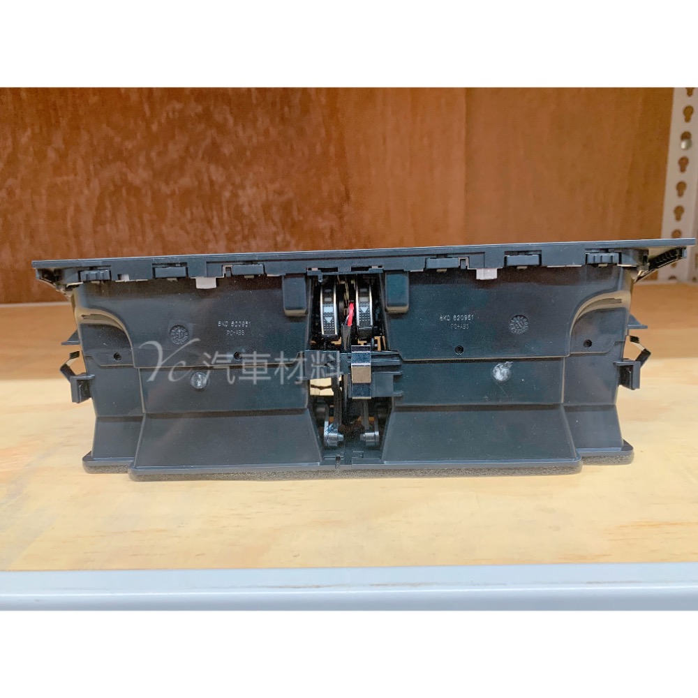 奧迪 A4 B8 09-17年 A5 13-17年 冷氣出風口總成 中間 8T2820951D-細節圖5