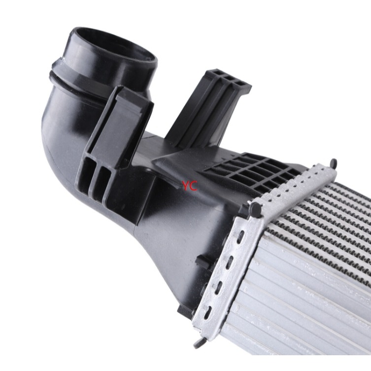 賓士 W246 渦輪增壓冷卻器 2465000900 中冷器 W176 C117 CLA X156 GLA Q30-細節圖5