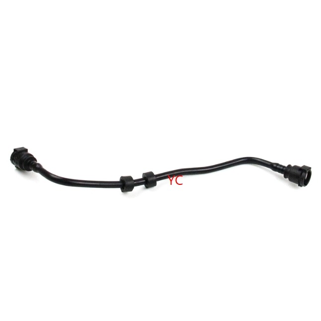 BMW F90 G11 熱水管 備水桶接出 G12 G30 G31 G32 17128602599-細節圖2