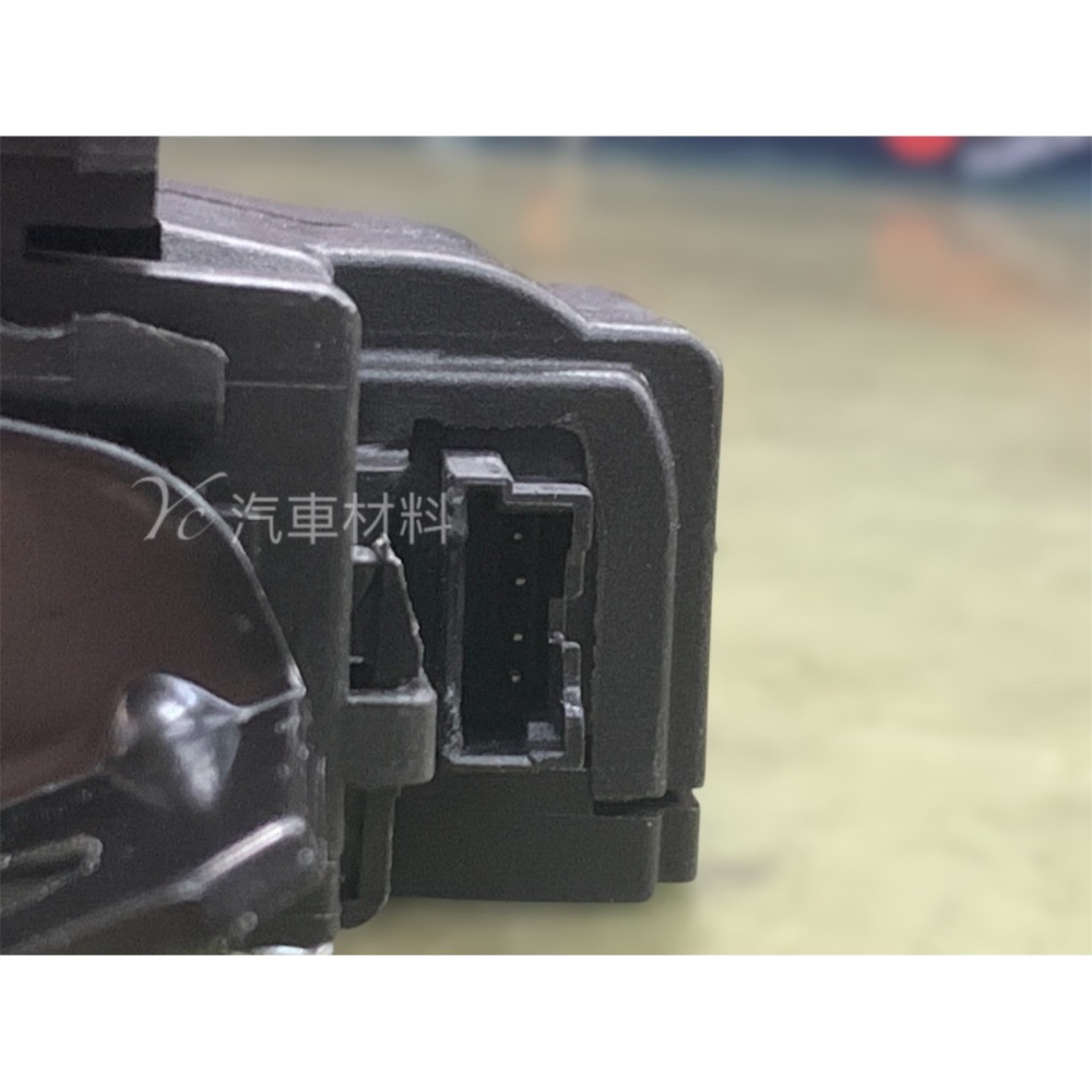 BMW F20 F21 後廂蓋六角鎖 後箱蓋 六角鎖 51247248075-細節圖3