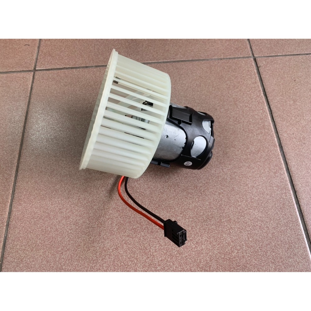 BMW F01 F02 鼓風機馬達 64119242607 F03 F04 F06 F07 F10 F11 F12-細節圖3