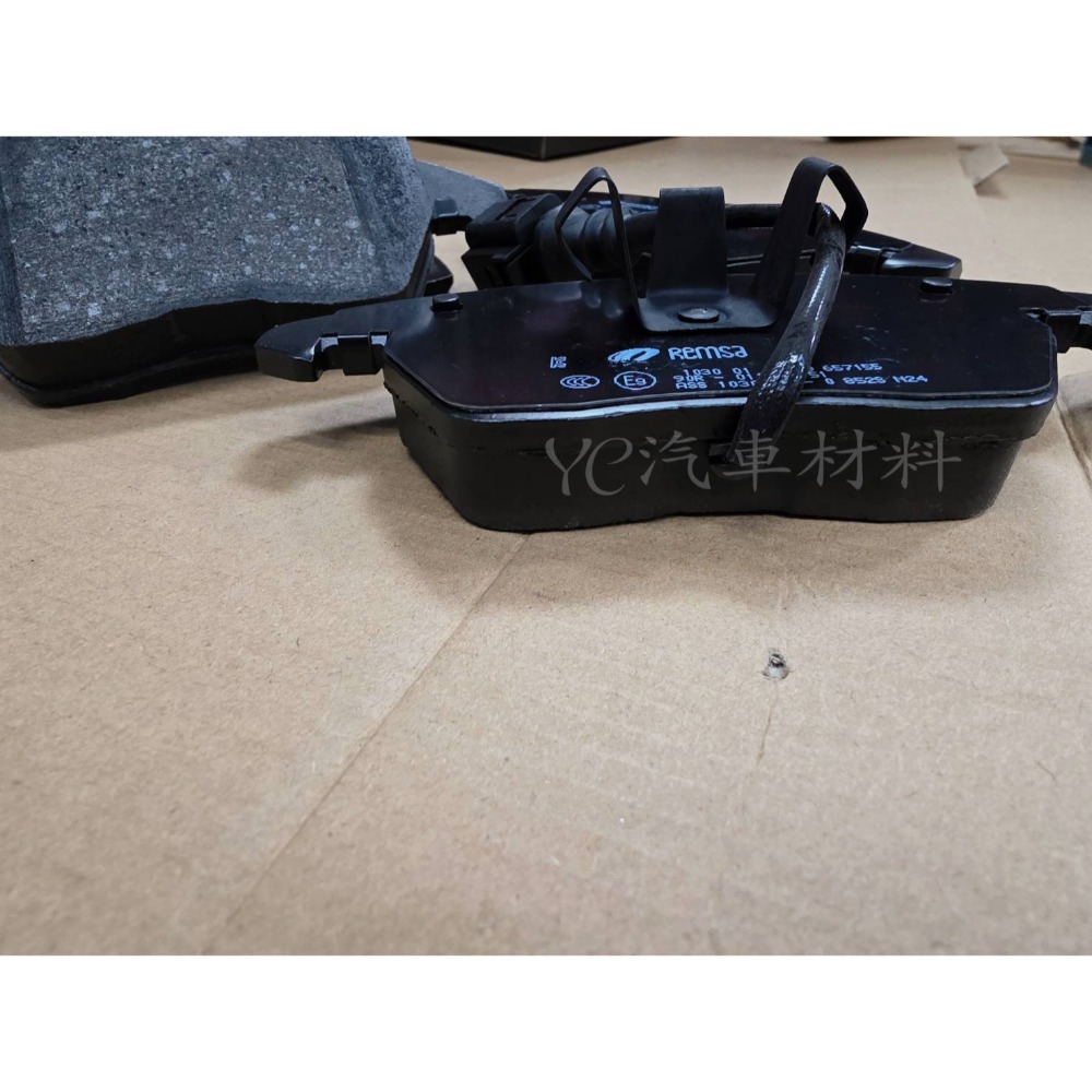 SKODA OCTAVIA SUPERB YETI 前 煞車皮 103001 P85146 奧迪 A1 A3 TT-細節圖4