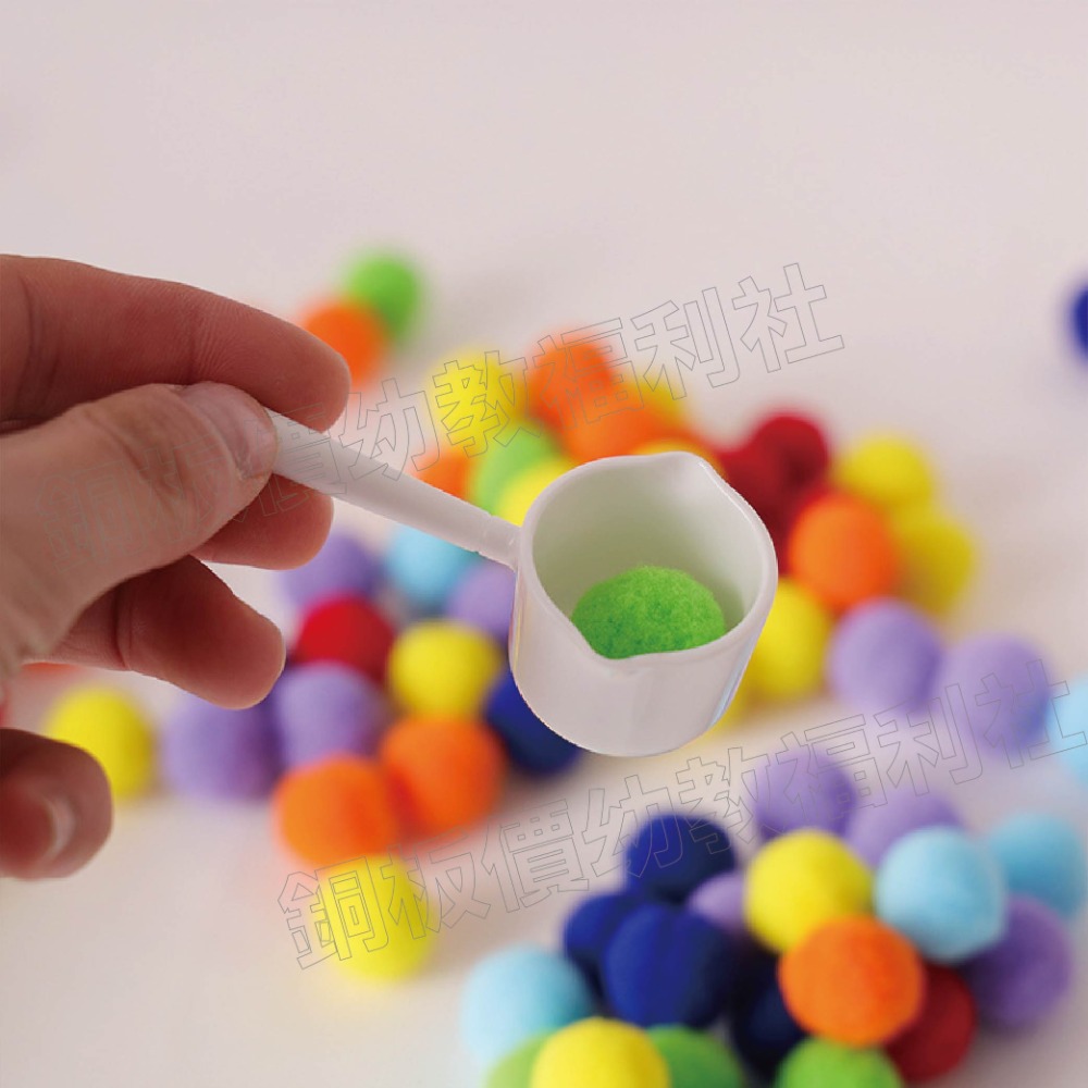 (現貨)毛球顏色配對 蒙式毛球顏色配對遊戲 顏色配對 顏色認知 彩色毛球 顏色分類 分類碗【銅板價生活福利社】-細節圖3