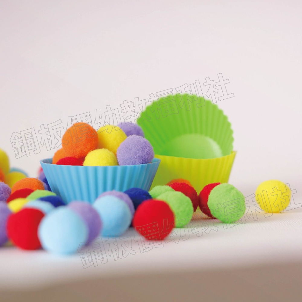 (現貨)毛球顏色配對 蒙式毛球顏色配對遊戲 顏色配對 顏色認知 彩色毛球 顏色分類 分類碗【銅板價生活福利社】-細節圖5