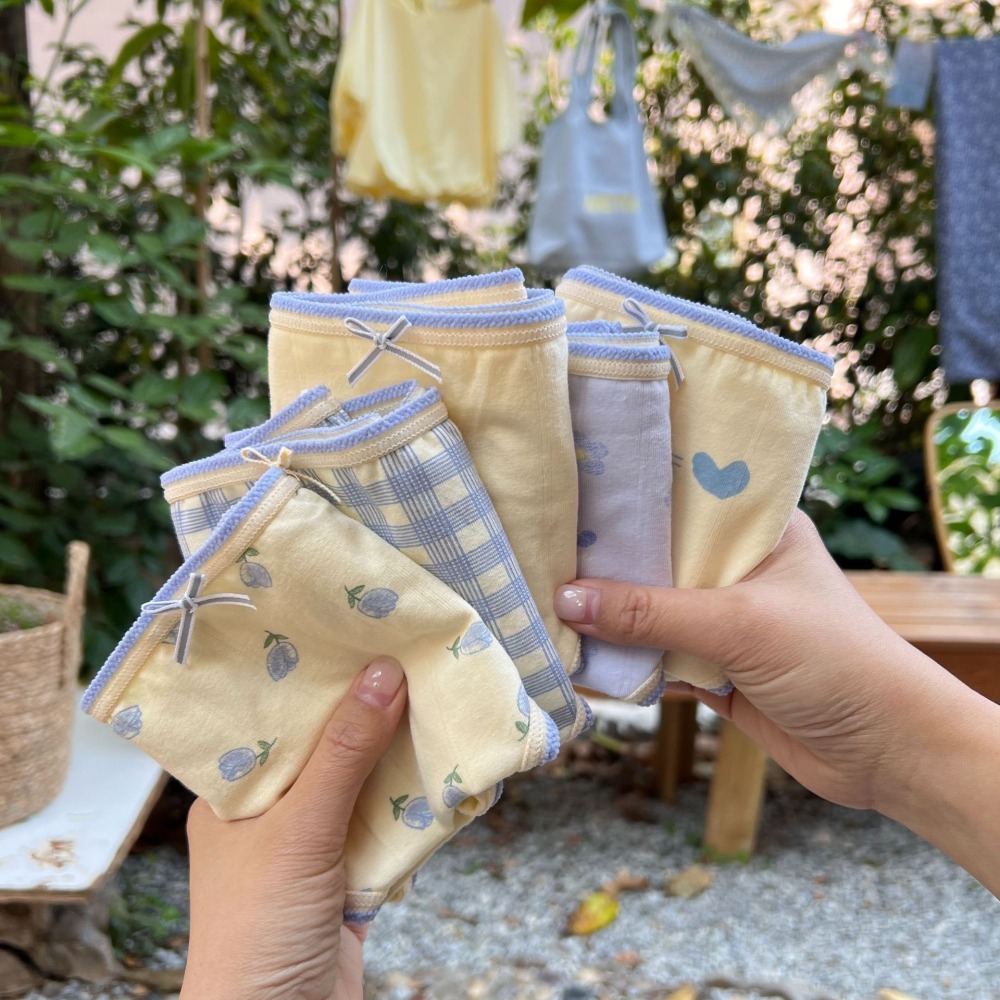 日系奶黃小內褲 現貨! 純棉內褲 印花設計 台灣現貨 中腰 女生內褲 內褲女生 學生內褲 透氣內褲STARS-細節圖4