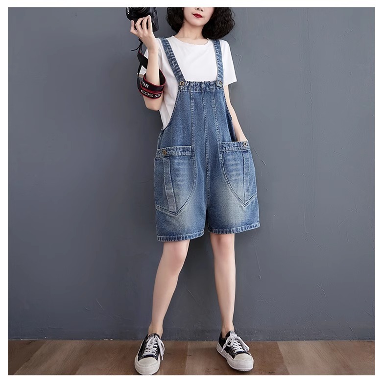 漾貝比【9155093】中大尺碼女裝 一釦壓折箭頭口袋牛仔吊帶短褲．共2色 (30-40)-細節圖7