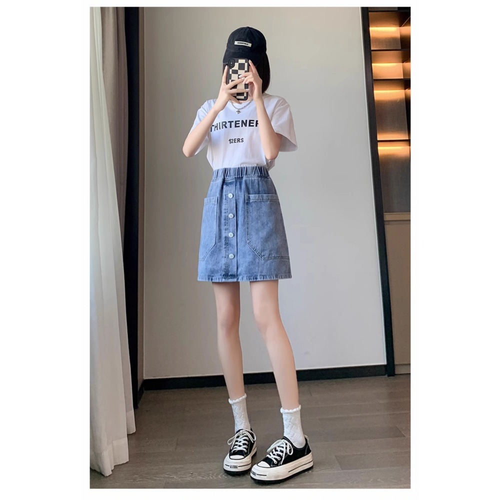 漾貝比【9155114】中大尺碼女裝 百搭多角大口袋排釦鬆緊牛仔裙 (30-40)-細節圖4