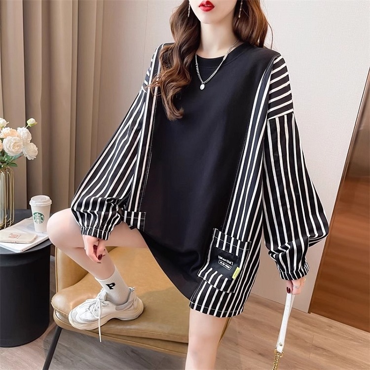 漾貝比【9155218】中大尺碼女裝 圓領撞色拼接條紋大口袋布標T(38-49)-細節圖9