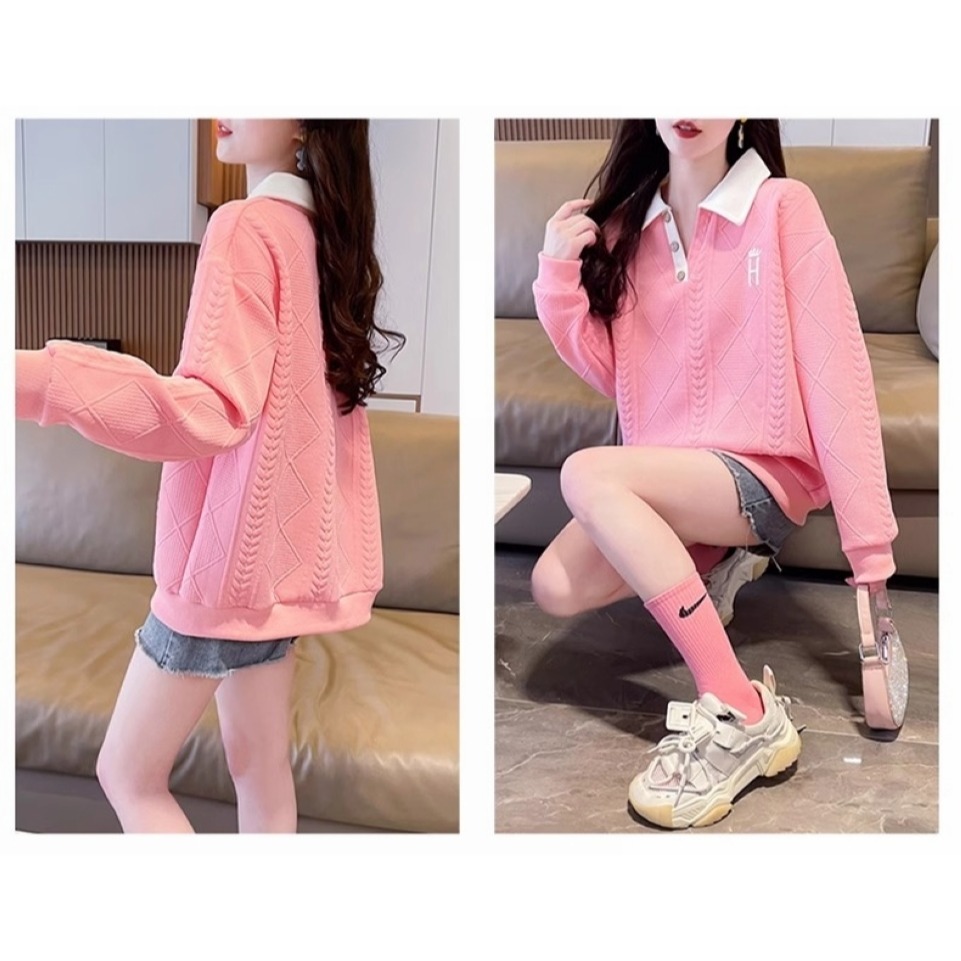 漾貝比【9155296】中大尺碼女裝 刺繡皇冠撞色立體菱格加絨POLO上衣(36-47)-細節圖4