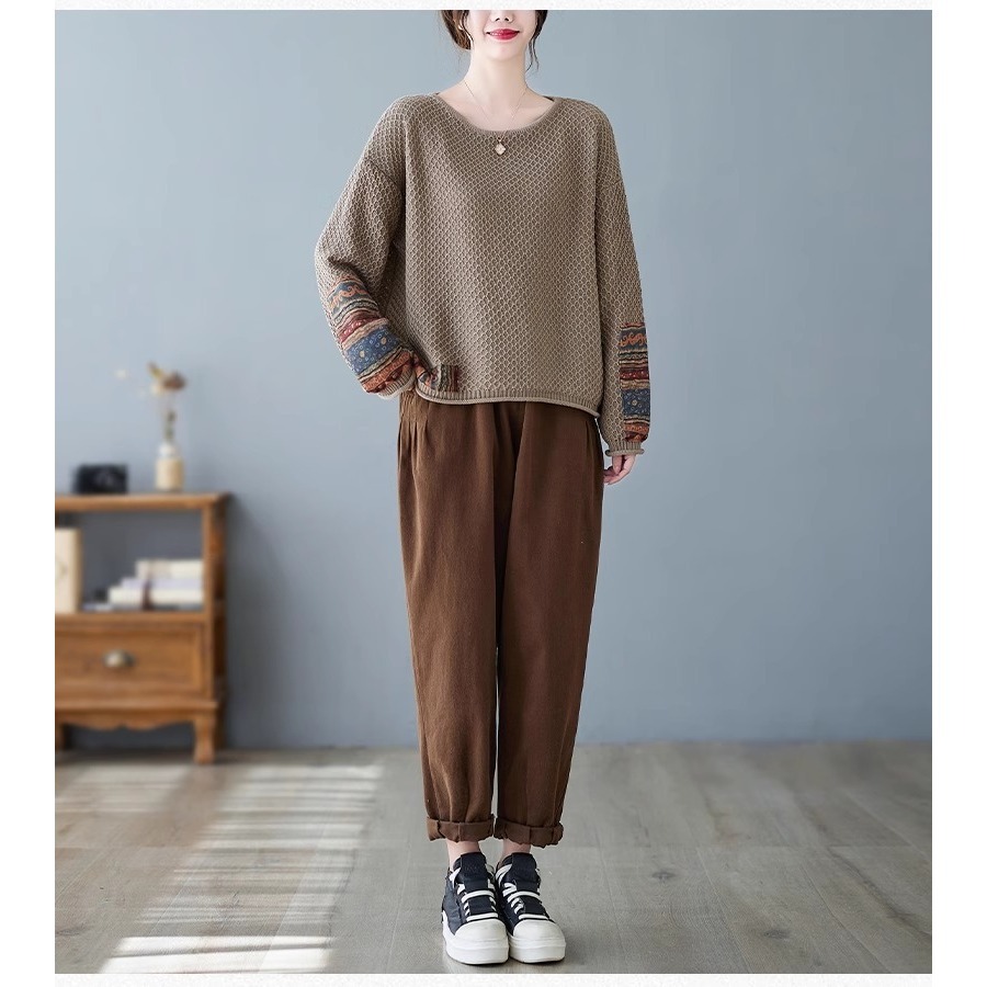 漾貝比【9155314】中大尺碼女裝 袖口下擺民俗風貼布花布針織毛衣(40-52)-細節圖5