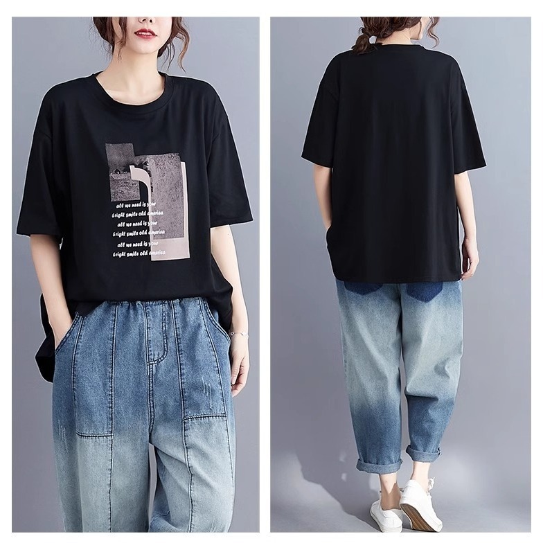 漾貝比【9155401】中大尺碼女裝 圓領下開叉風景剪影英文字棉T．共2色 (38-50)-細節圖5