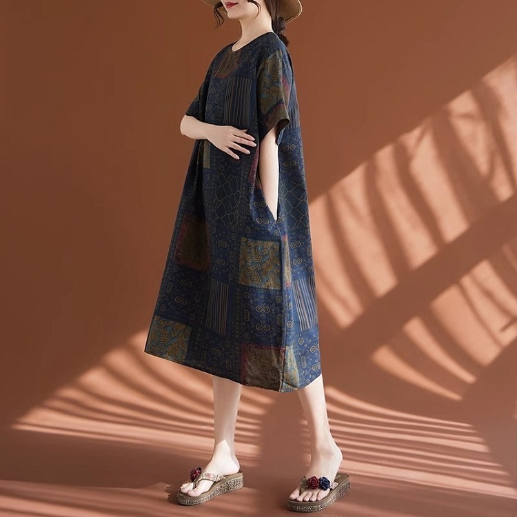 漾貝比【9155403】中大尺碼女裝 圓領方塊圖形民俗風棉麻洋裝 (38-50)-細節圖7