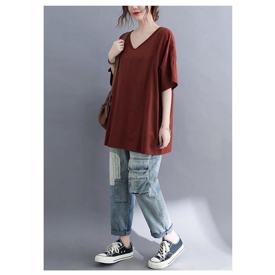 漾貝比【9155411】中大尺碼女裝 美背一折V領純色中長版棉質上衣 (38-48)-細節圖8