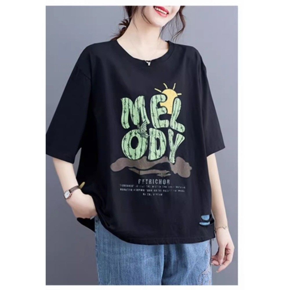 漾貝比【9155441】中大尺碼女裝 MELODY斑駁印花下擺破破棉T．共2色 (38-48)-細節圖3