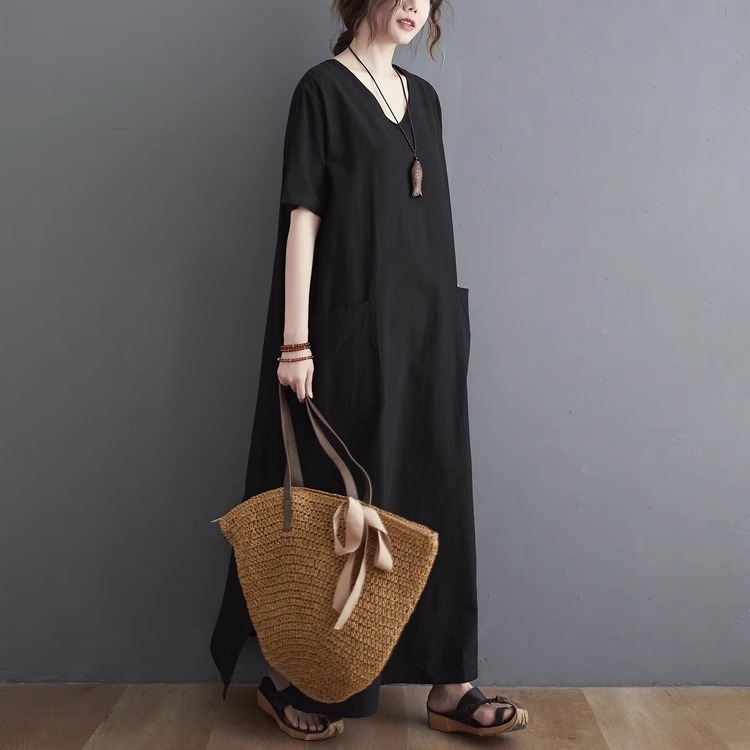 漾貝比【9155447】中大尺碼女裝 寬鬆V領大口袋側開叉長版洋裝 (40-52)-細節圖3