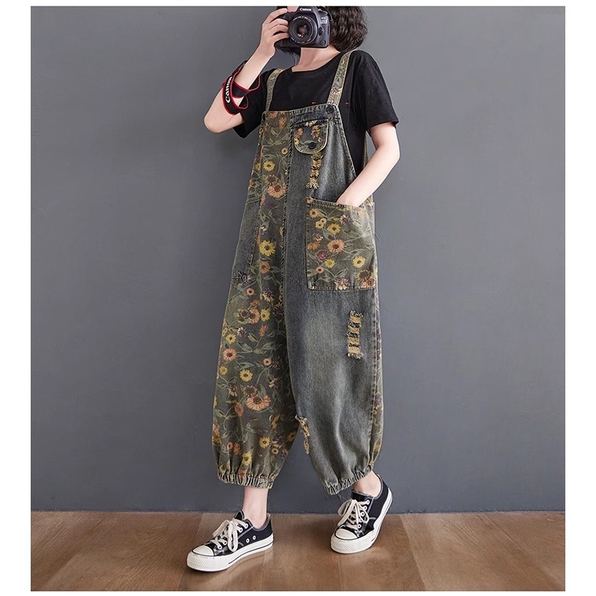 漾貝比【9155471】中大尺碼女裝 清新小雛菊印花大口袋牛仔吊帶褲 (28-40)-細節圖5