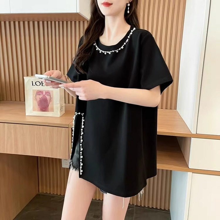 漾貝比【9155478】中大尺碼女裝 珍珠圓領下開叉優雅造型上衣 (36-48)-細節圖5