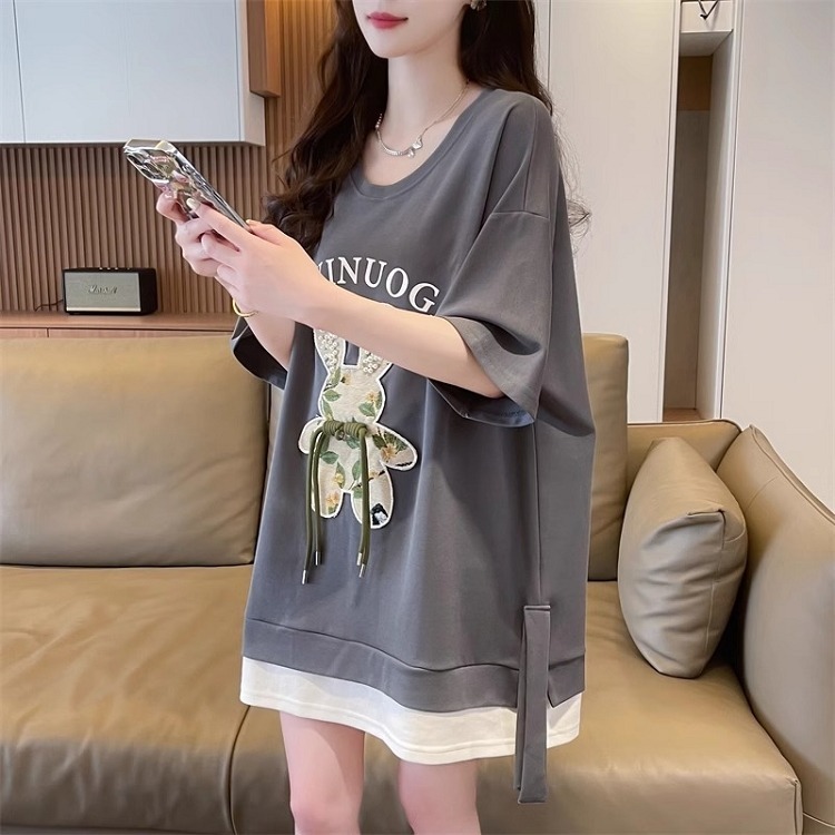 漾貝比【9155480】中大尺碼女裝 珍珠花草兔貼布撞色下襬假兩件式上衣 (36-47)-細節圖5