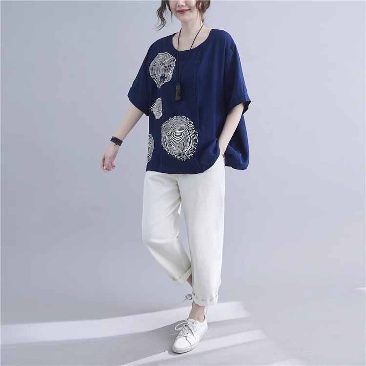 漾貝比【9155496】中大尺碼女裝 螺旋漸層印花透氣棉麻上衣．共2色  (38-49)-細節圖9