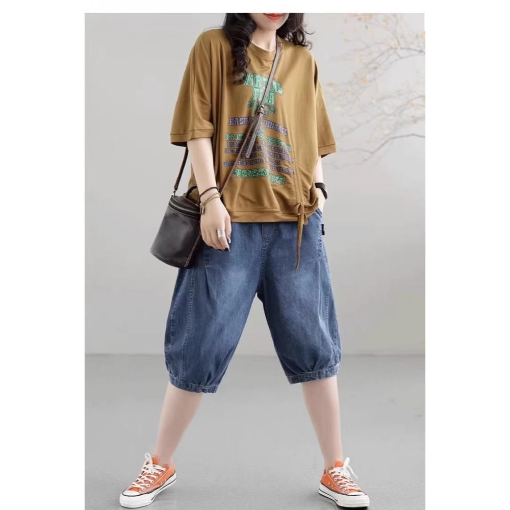 漾貝比【9155510】中大尺碼女裝 側邊拉環抓折鬆緊腰牛仔六分褲 (27-40)-細節圖2