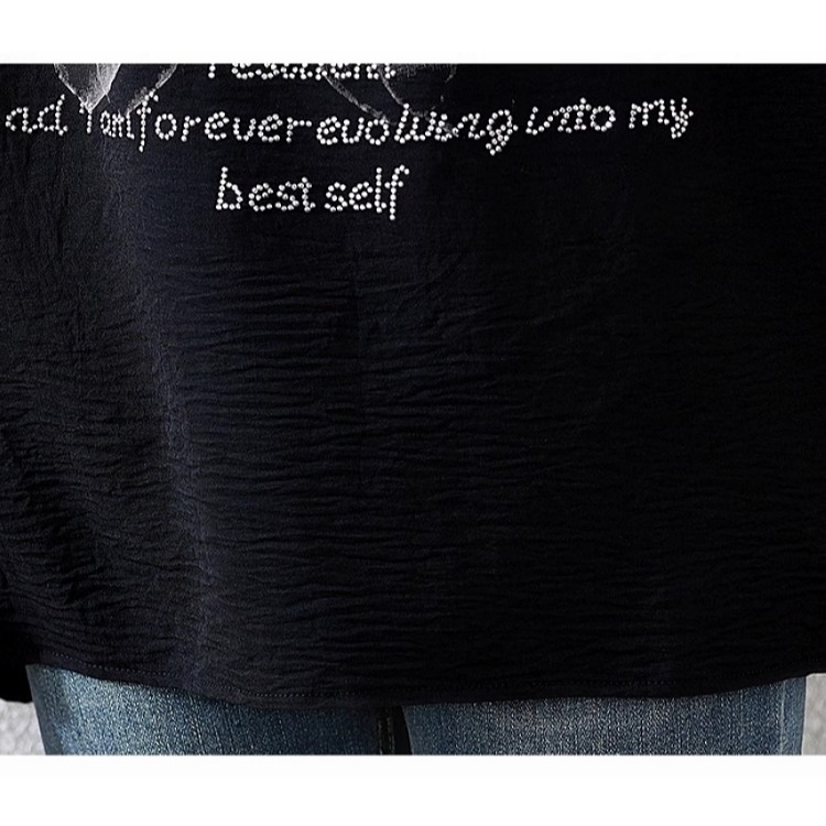 漾貝比【9155525】中大尺碼女裝 燙鑽英文拓印蝴蝶連袖上衣 (38-52)-細節圖10