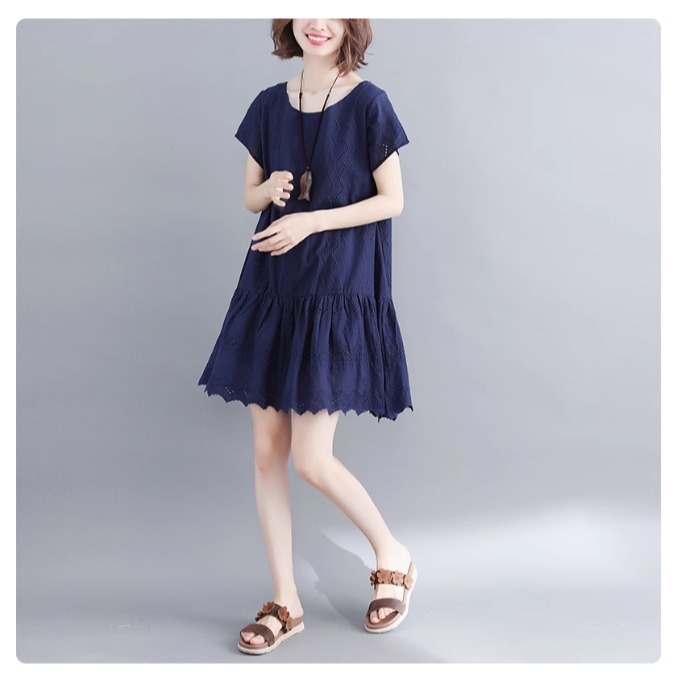 漾貝比【9155544】中大尺碼女裝 洞洞縷空拼接裙襬洋裝．藏青(36-42)-細節圖2