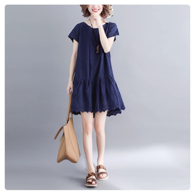 漾貝比【9155544】中大尺碼女裝 洞洞縷空拼接裙襬洋裝．藏青(36-42)-細節圖3