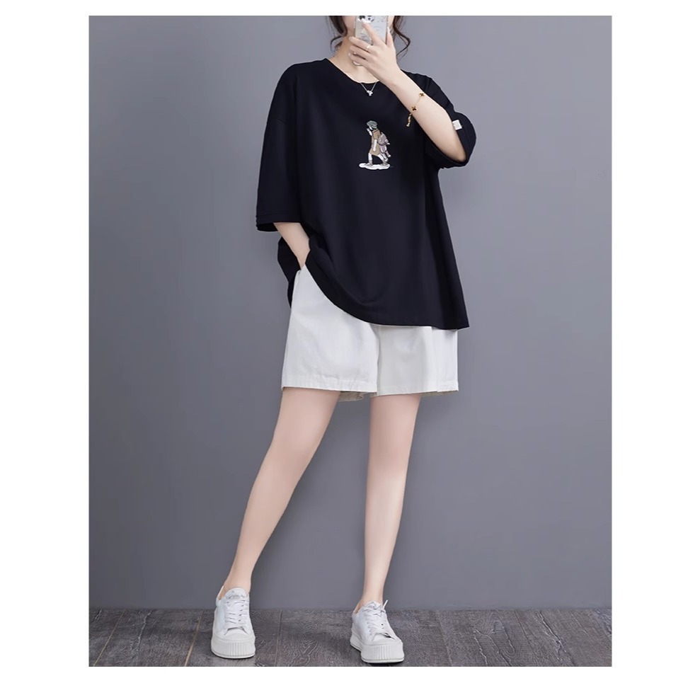 漾貝比【9155552】中大尺碼女裝 漁夫帽小洋裝女孩印花圓領棉T．黑/粉(38-49)-細節圖4