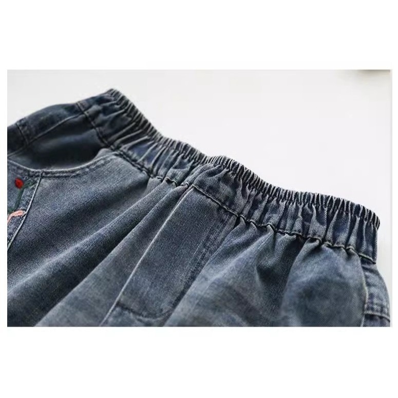 漾貝比【9155898】中大尺碼女裝 彩色葉子刺繡破破牛仔四分褲 (30-38)-細節圖5
