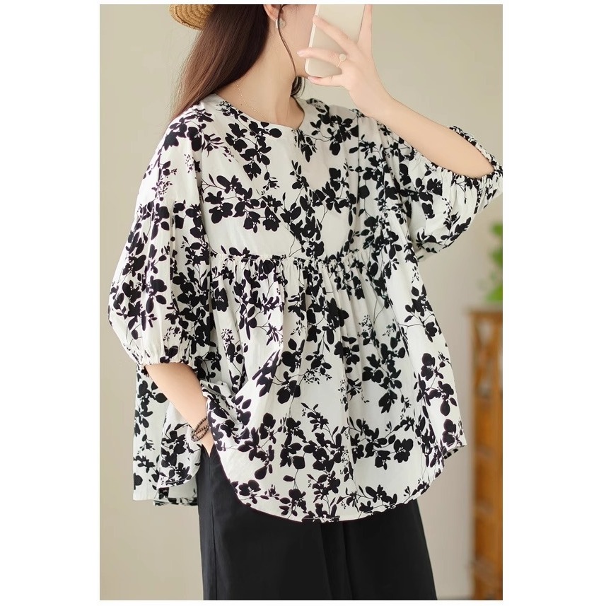 漾貝比【9155564】中大尺碼女裝 圓領滿版黑葉造型娃娃衫(40-53)-細節圖4