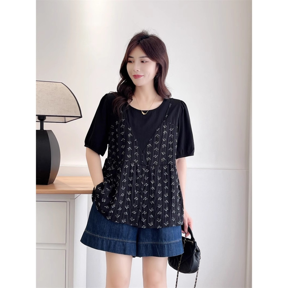 漾貝比【9155575】中大尺碼女裝 蝴蝶結印花細肩帶背心泡泡袖假兩件式上衣(38-50)-細節圖6