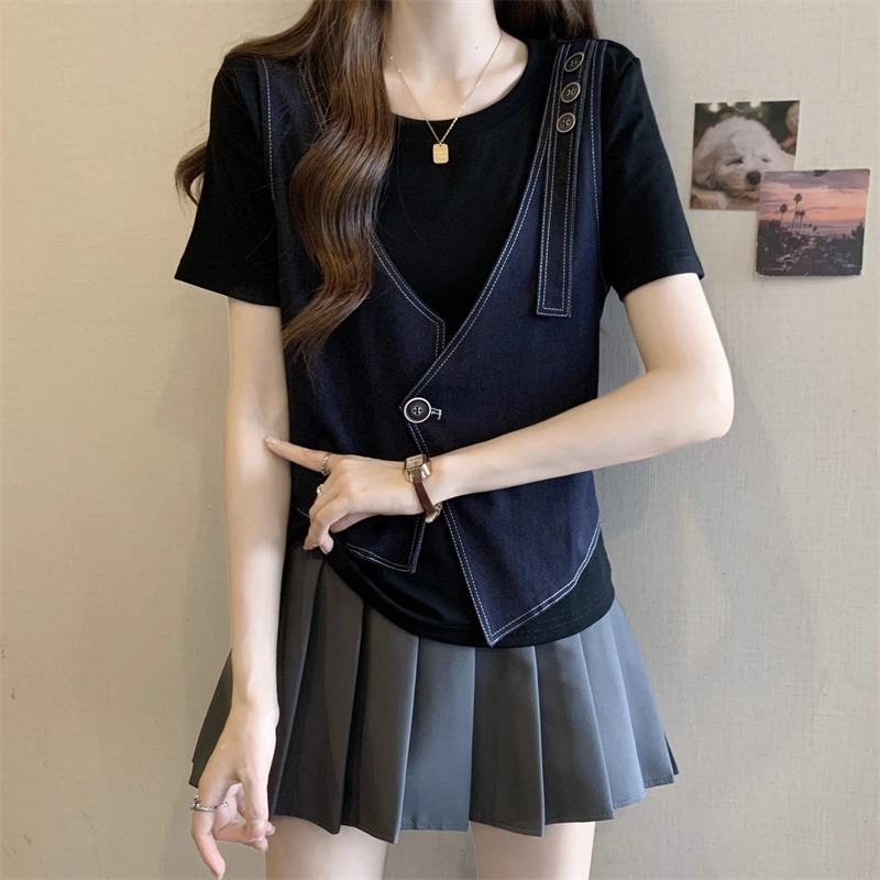 漾貝比【9155596】中大尺碼女裝 深V領拼接牛仔背心假兩件式上衣(36-43)-細節圖2