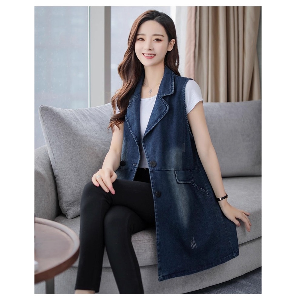 漾貝比【9155621】中大尺碼女裝 個性款西裝領大釦牛仔中長版背心(36-47)-細節圖2