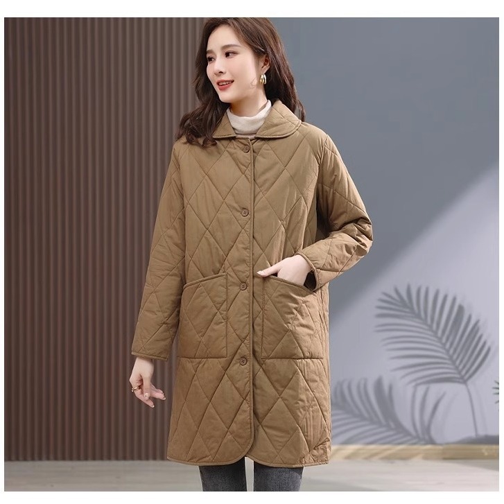 漾貝比【9155647】中大尺碼女裝 菱格夾棉口袋大釦長版保暖外套．共2色(36-44)-細節圖4