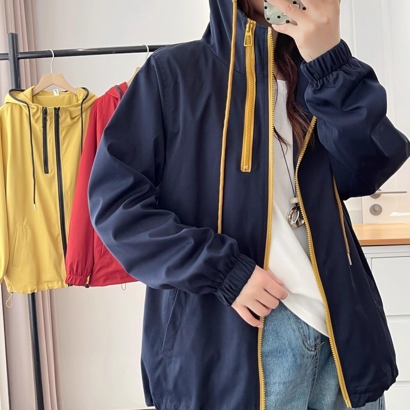 漾貝比【9155661】中大尺碼女裝 黃x藏青撞色拉鍊連帽衝鋒外套(36-52)-細節圖3