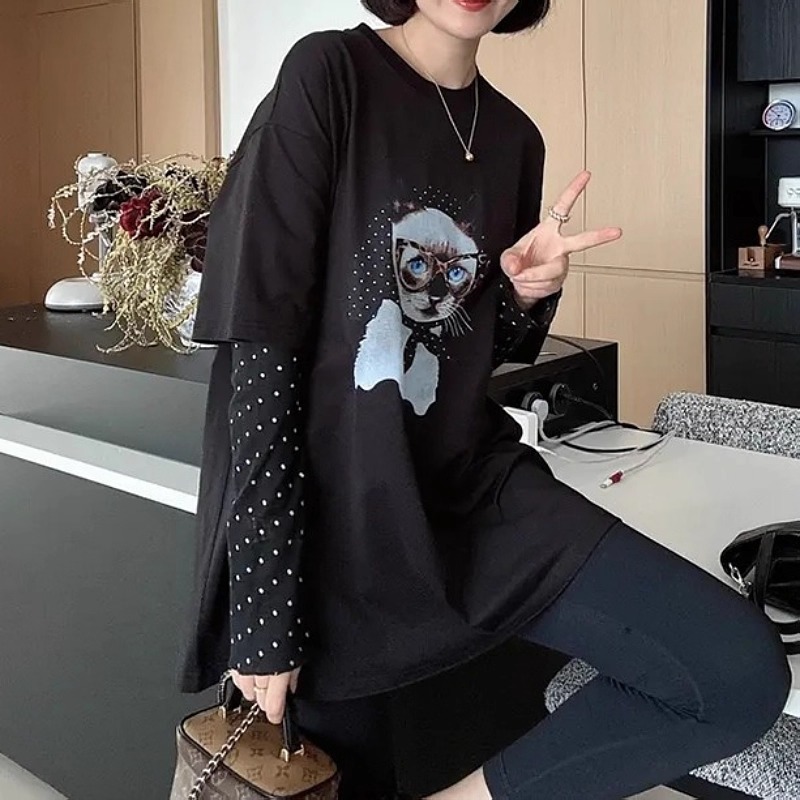 漾貝比【9155668】中大尺碼女裝 眼鏡貓咪中長版拼接波點織衣上衣．黑 (40-55)-細節圖4