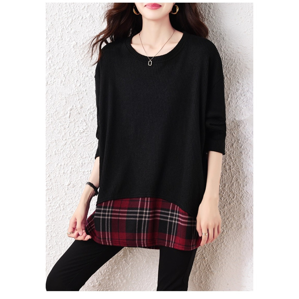 漾貝比【9155690】中大尺碼女裝 圓領黑T拼接格紋下襬假兩件式上衣 (36-49)-細節圖5