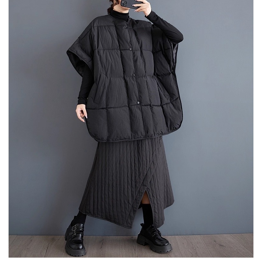 漾貝比【9155700】中大尺碼女裝 復古圓領暗釦斗篷風夾棉保暖背心 (40-58)-細節圖2