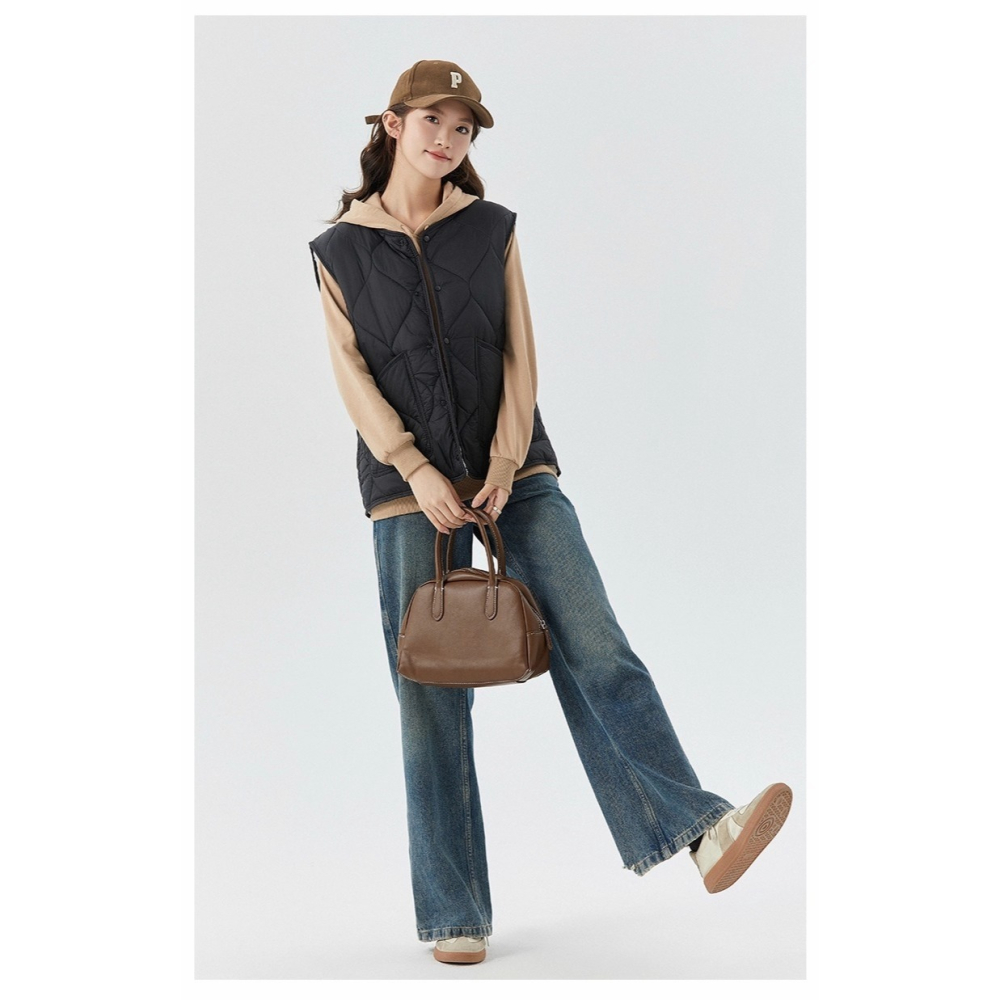 漾貝比【9155708】中大尺碼女裝 圓領暗釦葫蘆車線羔羊毛夾棉背心．共2色 (38-50)-細節圖3