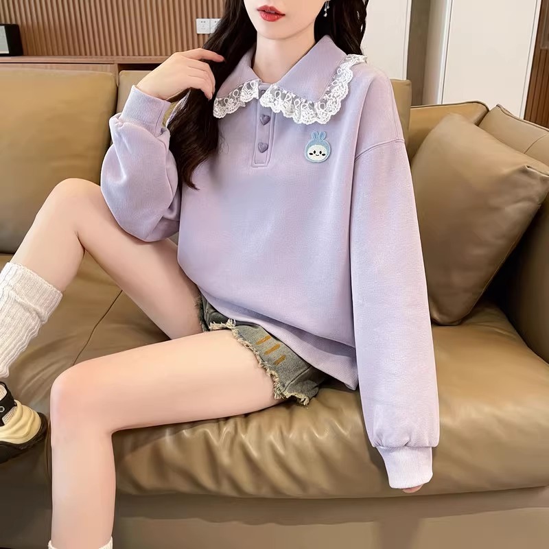 漾貝比【9155712】中大尺碼女裝 胸口小兔蕾絲翻領愛心釦POLO上衣 (36-47)-細節圖9