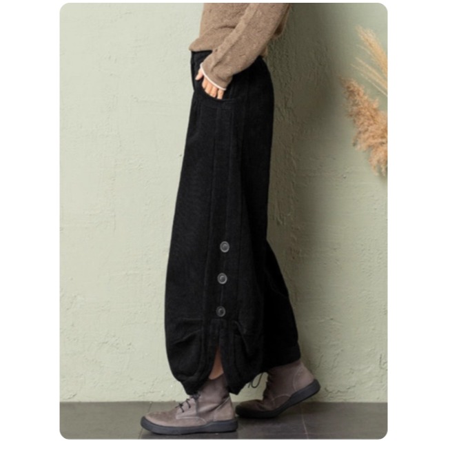 漾貝比【9155772】中大尺碼女裝 鬆緊鬱金香下襬大釦燈芯絨八分褲．共2色 (29-36)-細節圖3