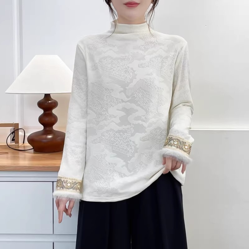 漾貝比【9155786】中大尺碼女裝 袖口繡金邊花蕾絲緹花加絨上衣．共2色(36-52)-細節圖7