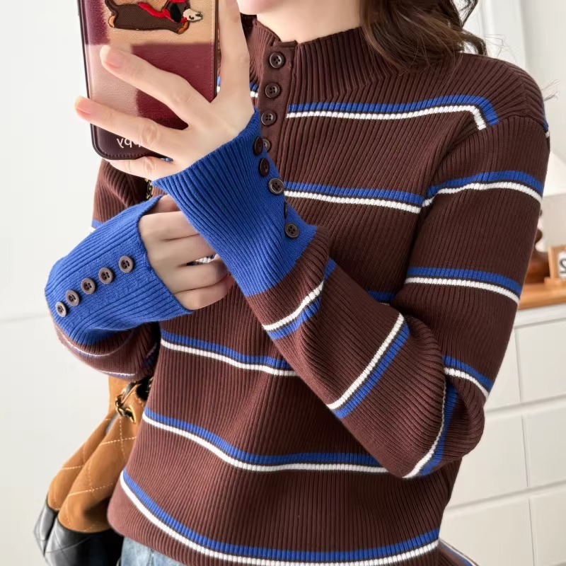 漾貝比【9155787】中大尺碼女裝 半高領鈕扣撞色條紋針織毛衣(36-49)-細節圖8