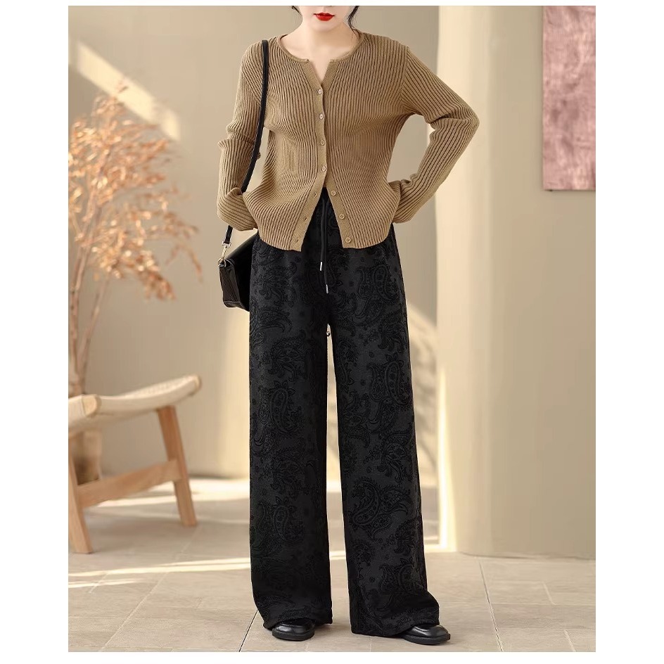 漾貝比【9155795】中大尺碼女裝 鬆緊腰綁帶深灰緹花拖地加絨直筒褲(30-38)-細節圖7