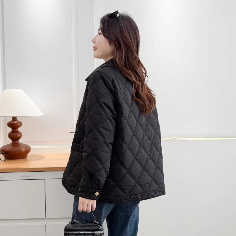 漾貝比【9155804】中大尺碼女裝 復古鑲邊菱格夾棉單排釦外套(38-52)-細節圖10