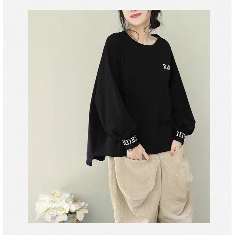 漾貝比【9155810】中大尺碼女裝 袖口領口英文印刷慵懶風織衣上衣(40-50)-細節圖5